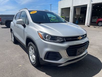 Used 2022 Chevrolet Trax LT w/ Driver Confidence Package