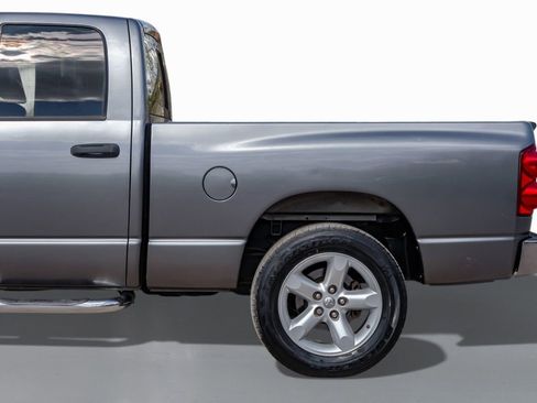 Used 2008 Dodge Ram 1500 Truck SLT image 11