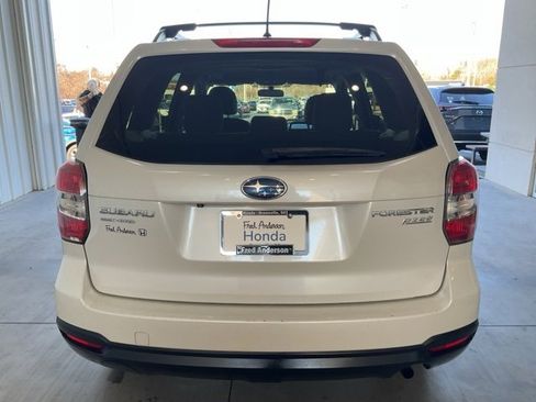 Used 2014 Subaru Forester 2.5i Premium w/ All-Weather Package image 22