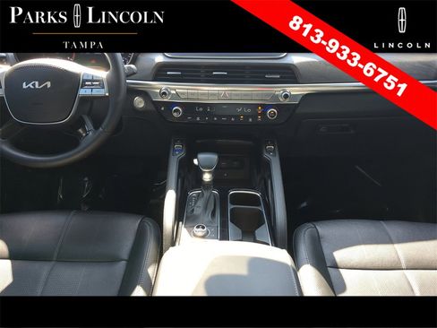 Used 2022 Kia Telluride EX w/ EX Premium Package image 14