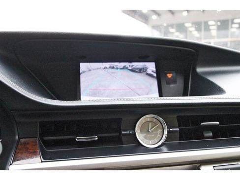 Used 2013 Lexus ES 350 4dr Sdn image 27