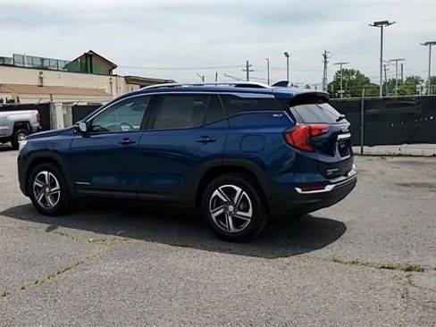 Used 2020 GMC Terrain SLT w/ Preferred Package image 6