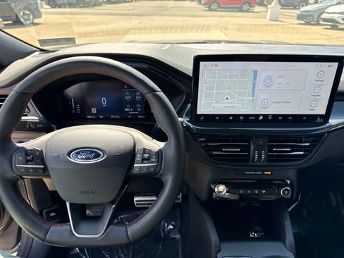 Used 2024 Ford Escape ST-Line w/ Tech Pack #1 AWD/4WD image 14