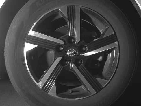 Used 2025 Nissan Sentra SV image 13