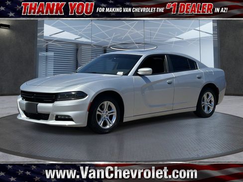 Used 2022 Dodge Charger SXT w/ Driver Convenience Group RWD image 1