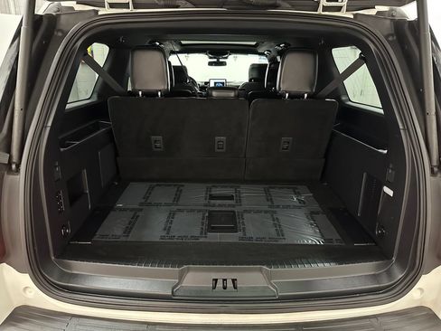 Used 2023 Ford Expedition Max Platinum AWD/4WD image 37