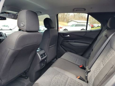 Used 2024 Chevrolet Equinox LT AWD/4WD image 24