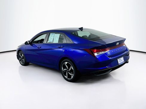 Used 2023 Hyundai Elantra SEL w/ Convenience Package FWD image 7