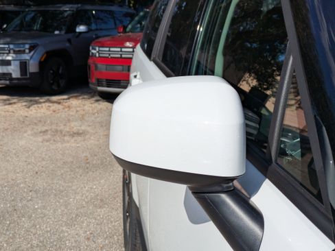 New 2026 Hyundai Santa Fe SE image 12