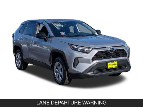 Used 2024 Toyota RAV4 LE image 2