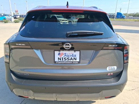 New 2026 Nissan Kicks SR FWD image 5