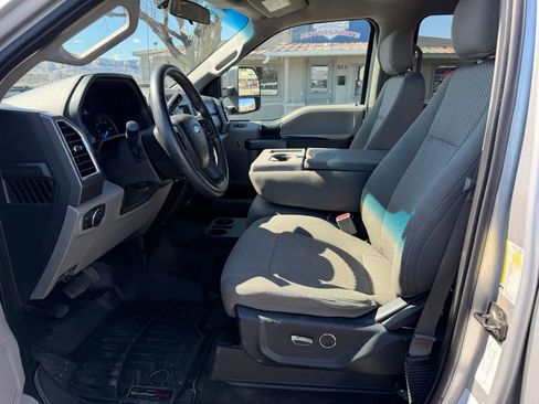 Used 2017 Ford F250 XLT w/ FX4 Off-Road Package AWD/4WD image 23