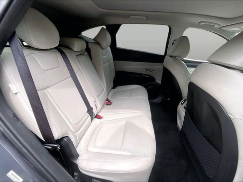 Used 2025 Hyundai Tucson Limited AWD/4WD image 28