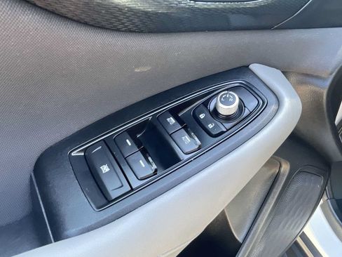 Used 2025 Subaru Outback Premium w/ Popular Package #1 AWD/4WD image 13