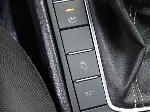 Used 2024 Volkswagen Jetta S FWD image 29