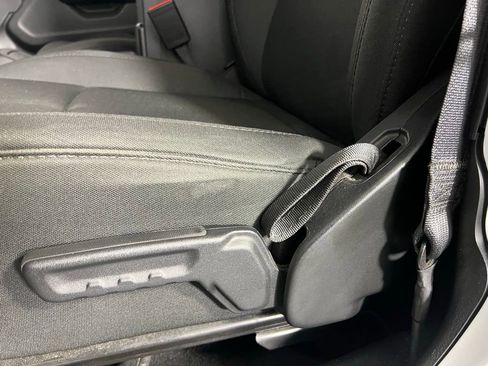 Used 2021 Jeep Wrangler Unlimited Sport image 22