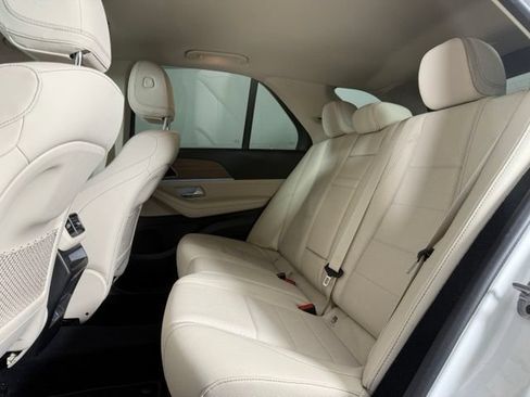 Used 2024 Mercedes-Benz GLE 350 4MATIC image 23