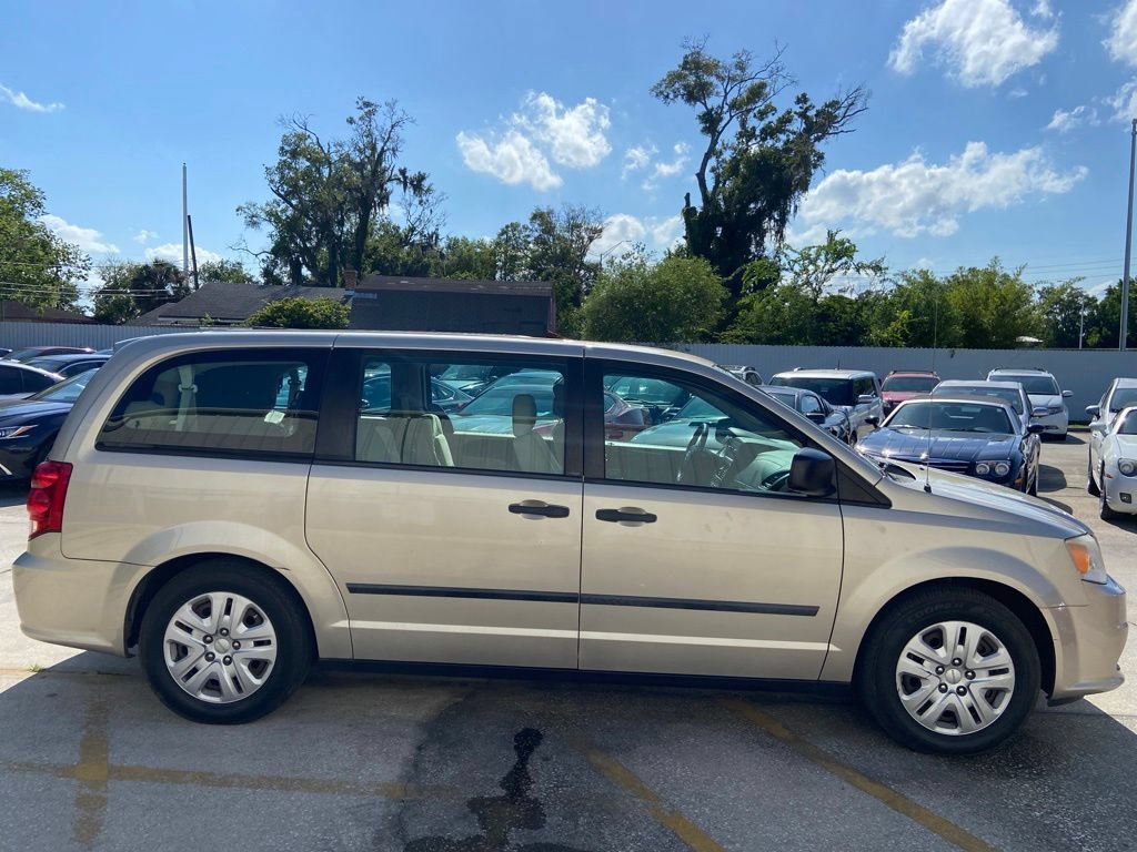 Used 2013 Dodge Grand Caravan American Value Package FWD image 6