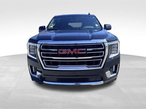 Used 2021 GMC Yukon XL SLT w/ SLT Premium Package AWD/4WD image 2