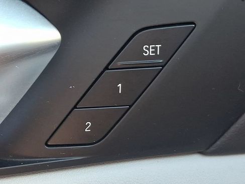 Used 2023 BMW X5 xDrive50e AWD/4WD image 27