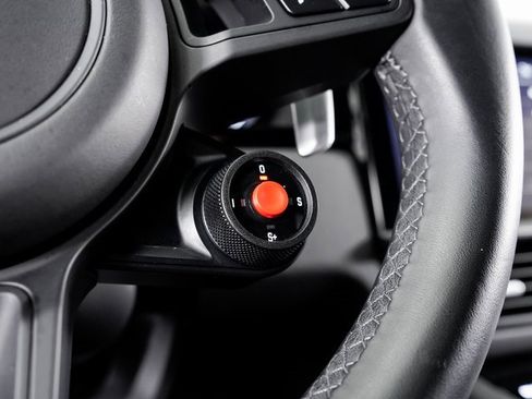 Certified 2022 Porsche Cayenne Turbo GT image 16