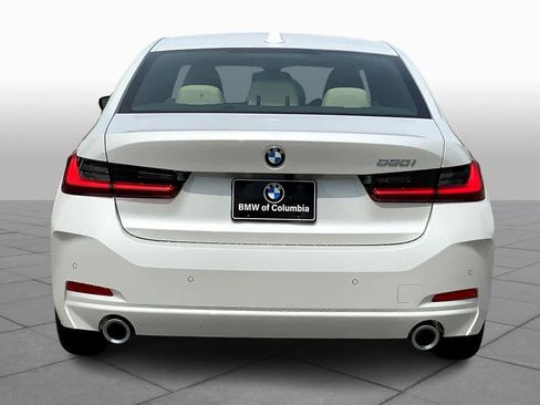 Used 2025 BMW 330i Sedan w/ Convenience Package image 4