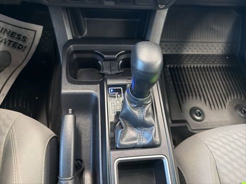 Used 2023 Toyota Tacoma SR AWD/4WD image 23