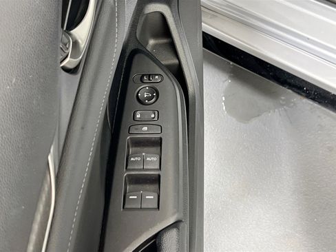 Used 2018 Honda Civic Sport Touring image 18