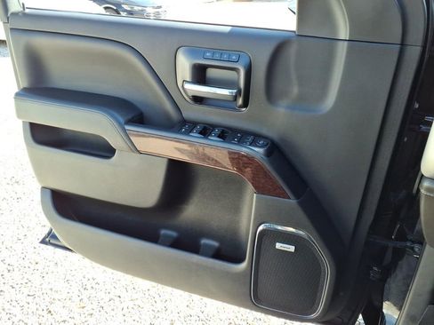 Used 2018 GMC Sierra 1500 SLT w/ SLT Premium Package image 29