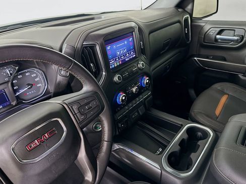 Used 2022 GMC Sierra 1500 AT4 w/ AT4 Preferred Package image 17
