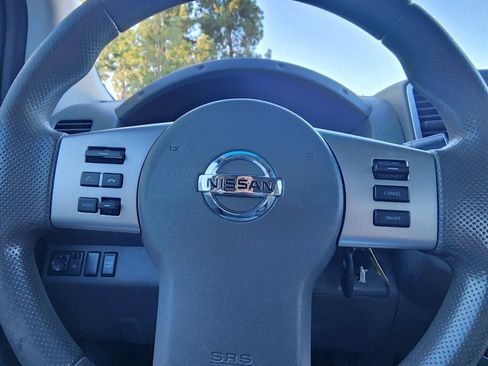 Used 2017 Nissan Frontier SV RWD image 31
