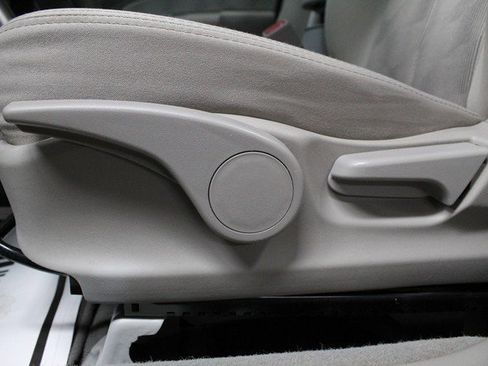 Used 2010 Subaru Forester 2.5X image 17