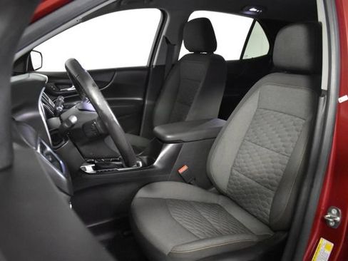 Used 2018 Chevrolet Equinox LT AWD/4WD image 9