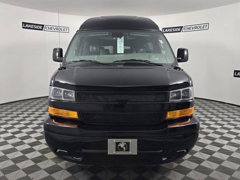 New 2026 Chevrolet Express 2500 w/ Driver Convenience Package image 7
