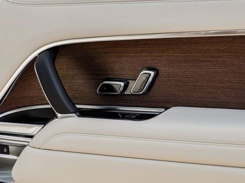 New 2026 Land Rover Range Rover SE AWD/4WD image 56