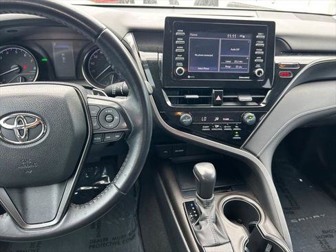Certified 2021 Toyota Camry SE w/ Convenience Package FWD image 16