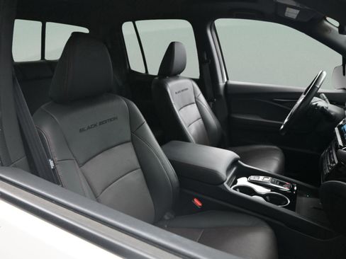 Used 2024 Honda Ridgeline Black Edition image 35
