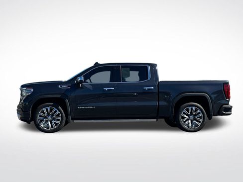 Used 2024 GMC Sierra 1500 Denali w/ Denali Reserve Package AWD/4WD image 7