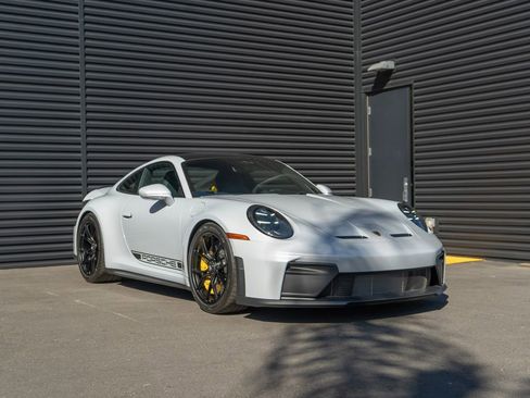 Used 2026 Porsche 911 GT3 RWD image 7