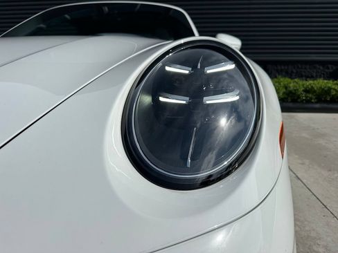 Certified 2026 Porsche 911 Carrera RWD image 9