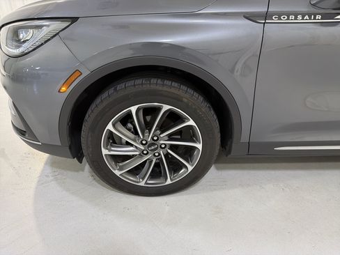 Used 2023 Lincoln Corsair FWD w/ Equipment Group 101A image 9