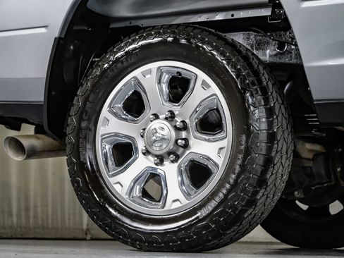 Used 2023 RAM 3500 Big Horn AWD/4WD image 48