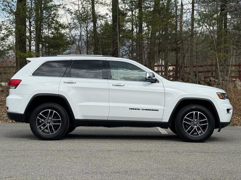 Used 2019 Jeep Grand Cherokee Limited image 4