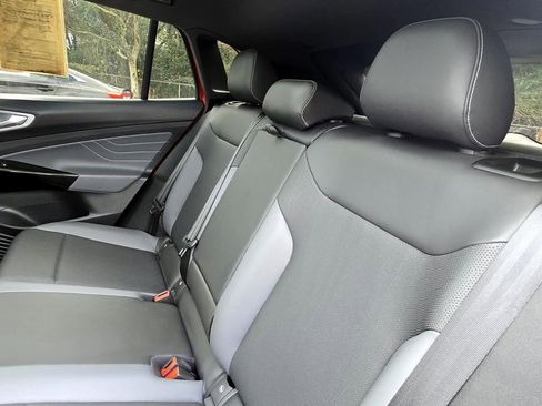 New 2023 Volkswagen ID.4 Pro S image 20