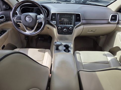Used 2014 Jeep Grand Cherokee Overland image 12