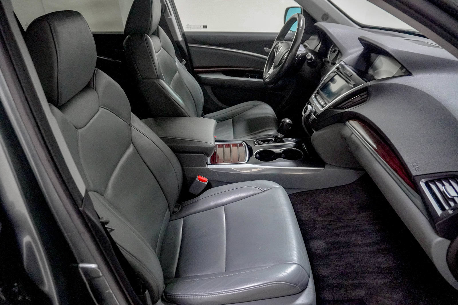 Used 2014 Acura MDX w/ Technology Package AWD/4WD image 34