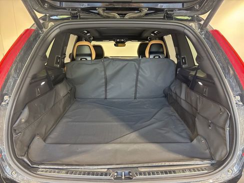 Used 2023 Volvo XC90 B6 Ultimate AWD/4WD image 29