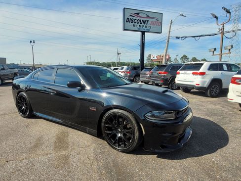 Used 2020 Dodge Charger R/T w/ Blacktop Package RWD image 28