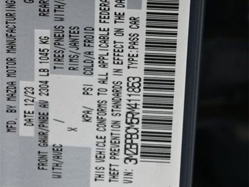 Used 2024 MAZDA MAZDA3 s image 29