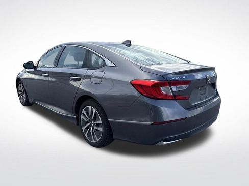 Used 2019 Honda Accord Touring image 4